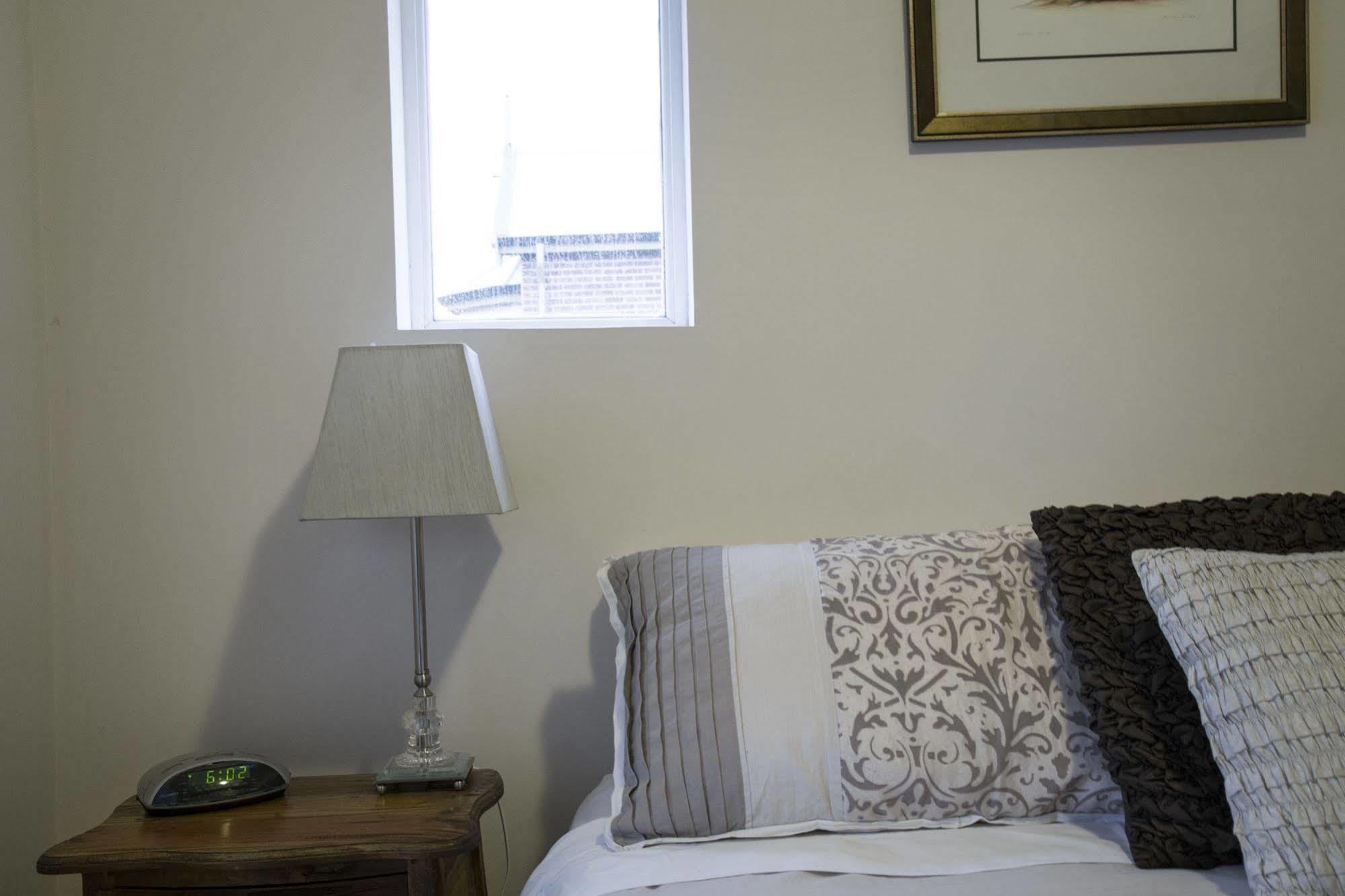 Dunmoylen House Bed and Breakfast Albany Exteriör bild