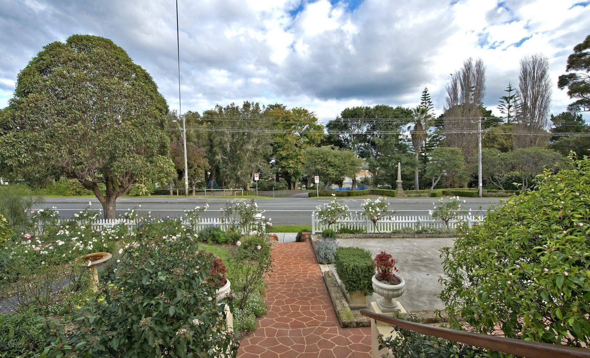 Dunmoylen House Bed and Breakfast Albany Exteriör bild